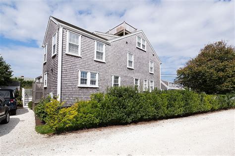 24 walsh street nantucket|Brant Point .